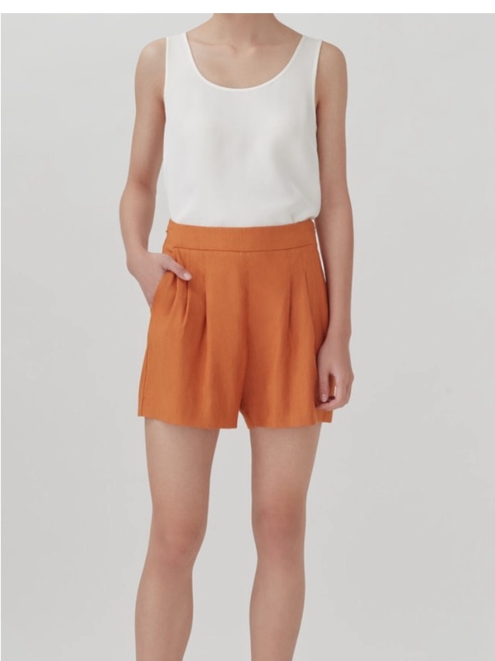 Cuyana Burnt Orange Linen Blend Pleated Front Shorts